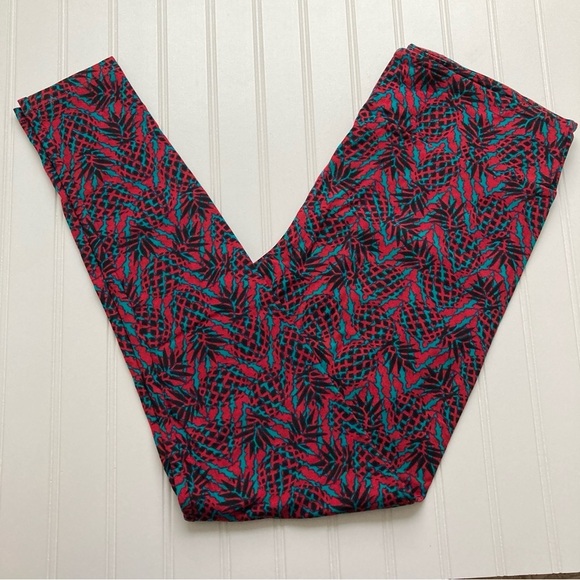 NWT LulaRoe TC Leggings pink blue black pineapple Tall & Curvy LLR NEW - Picture 1 of 3